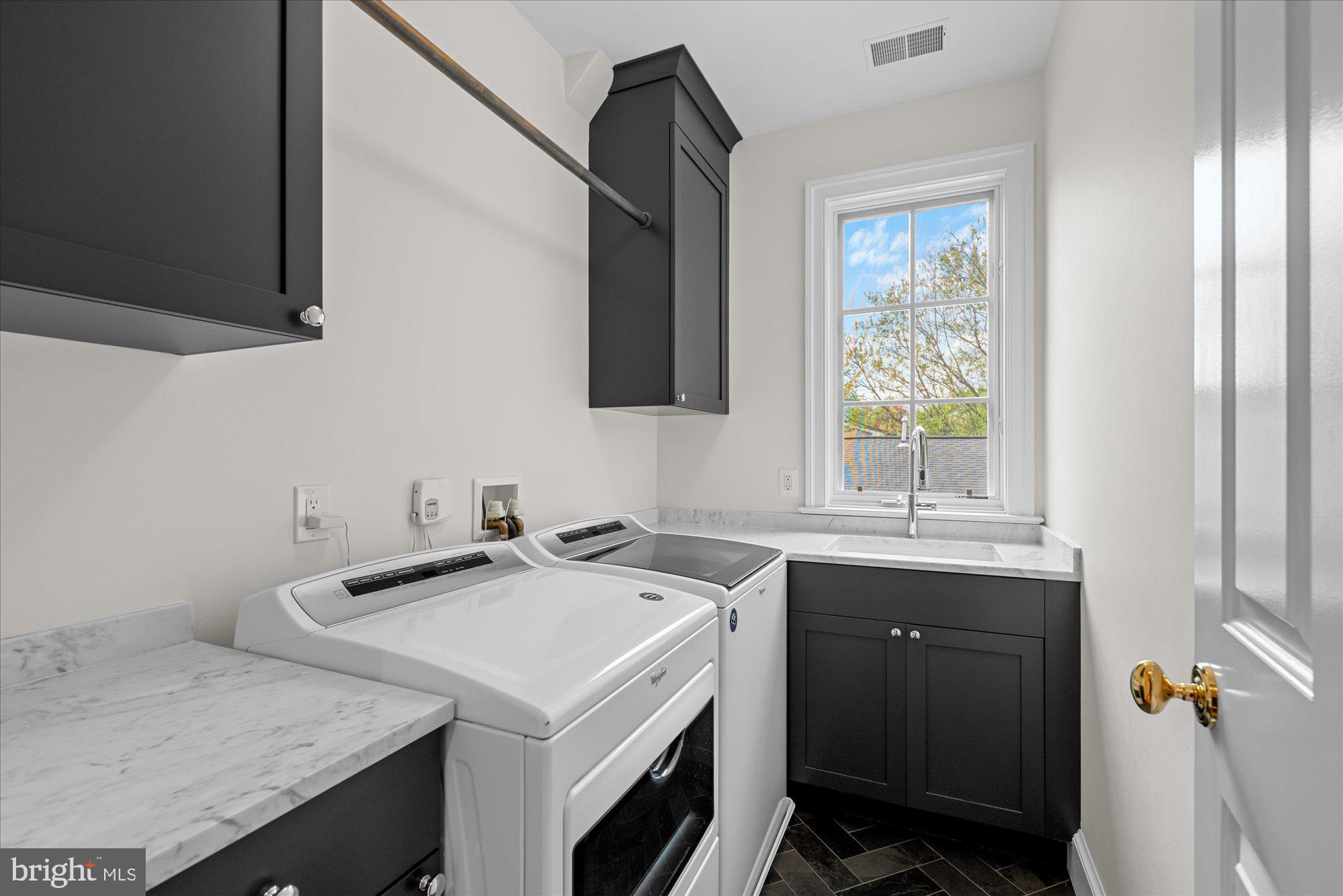 4405 HIGHLAND AVENUE