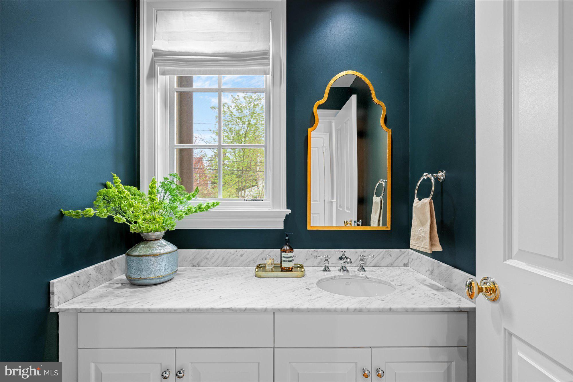 4405 HIGHLAND AVENUE