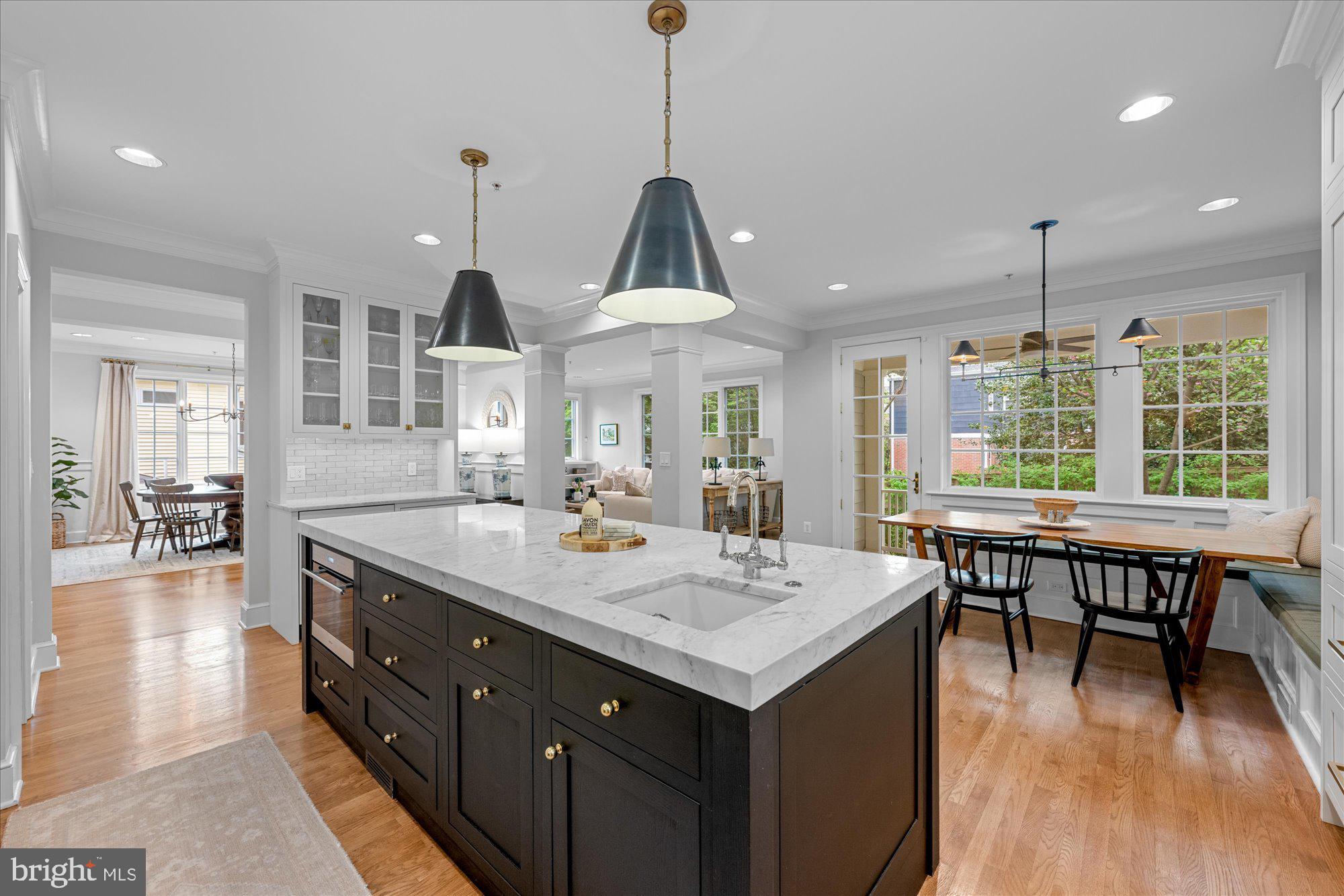 4405 HIGHLAND AVENUE