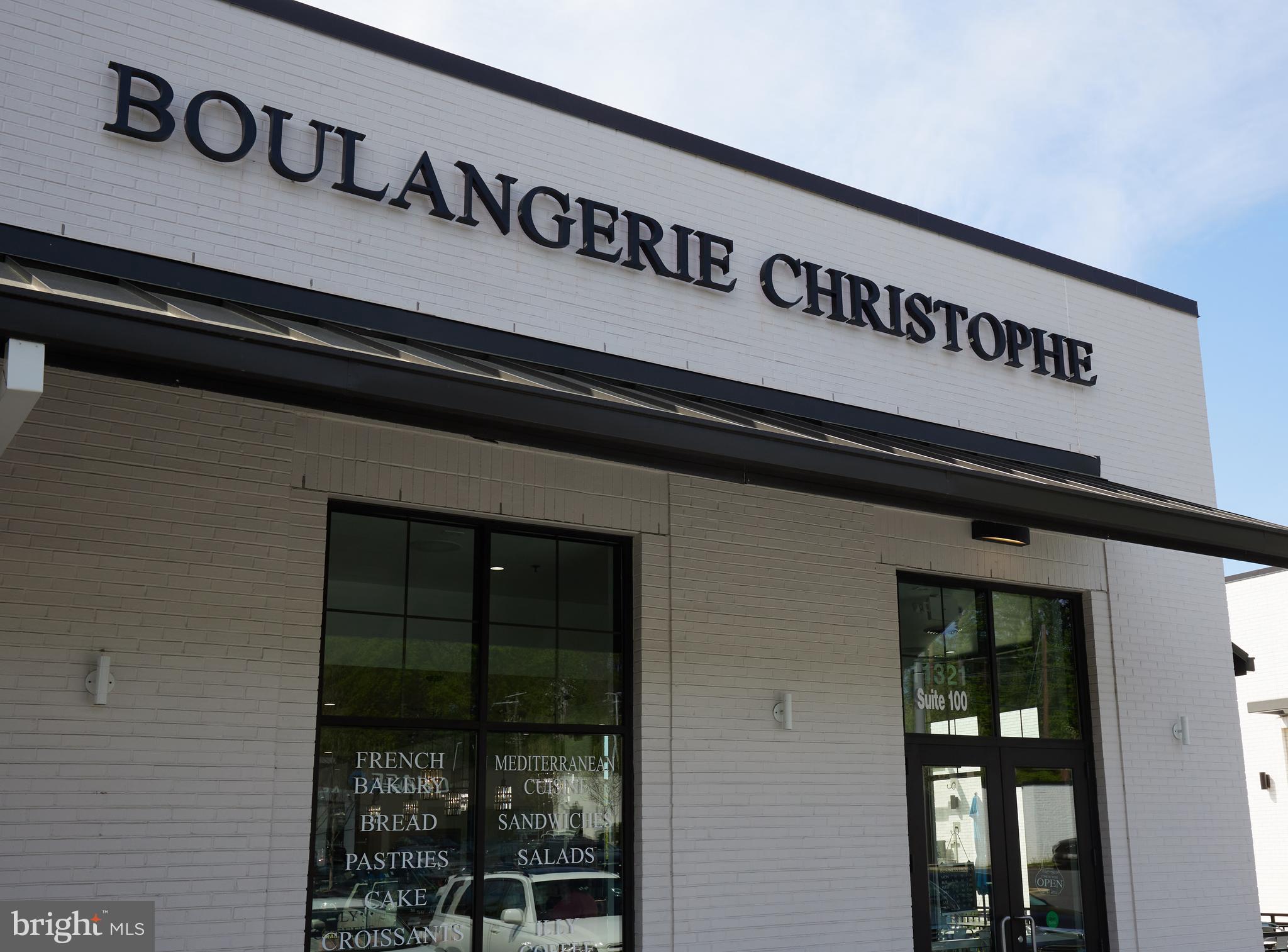 7810 MUIRFIELD COURT