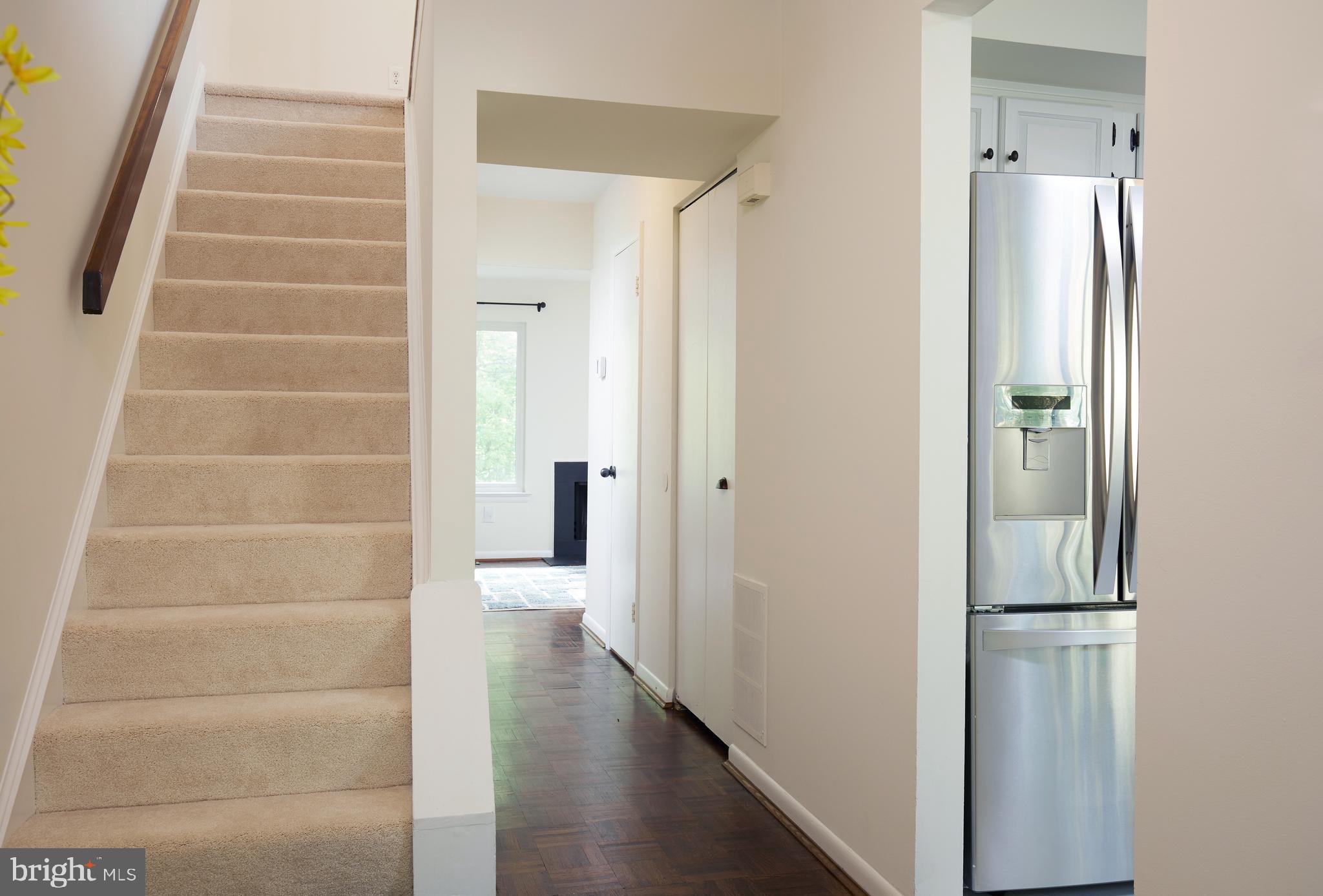 7810 MUIRFIELD COURT