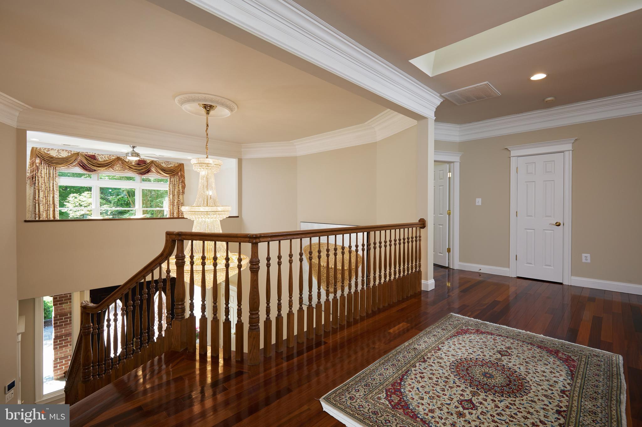 8505 CARLYNN DRIVE