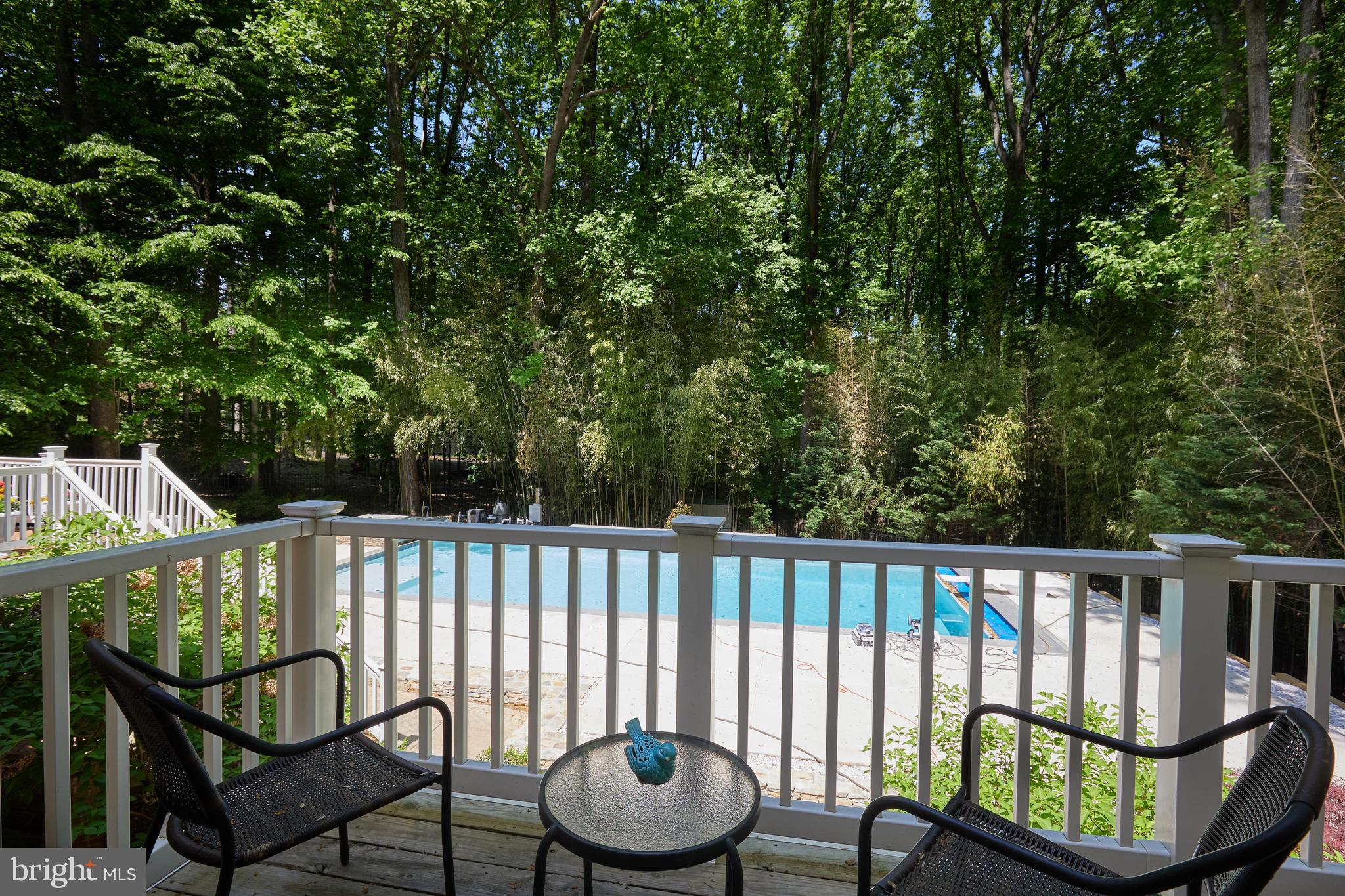8505 CARLYNN DRIVE