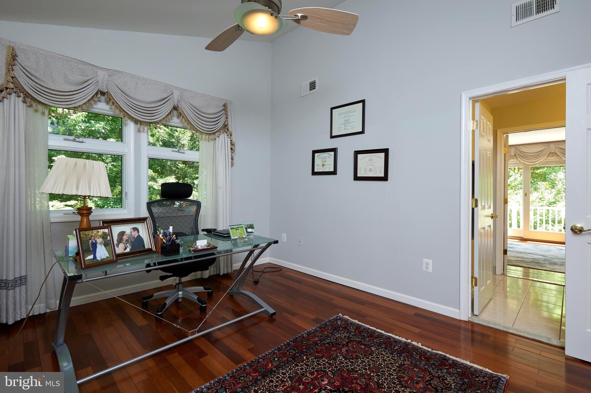 8505 CARLYNN DRIVE