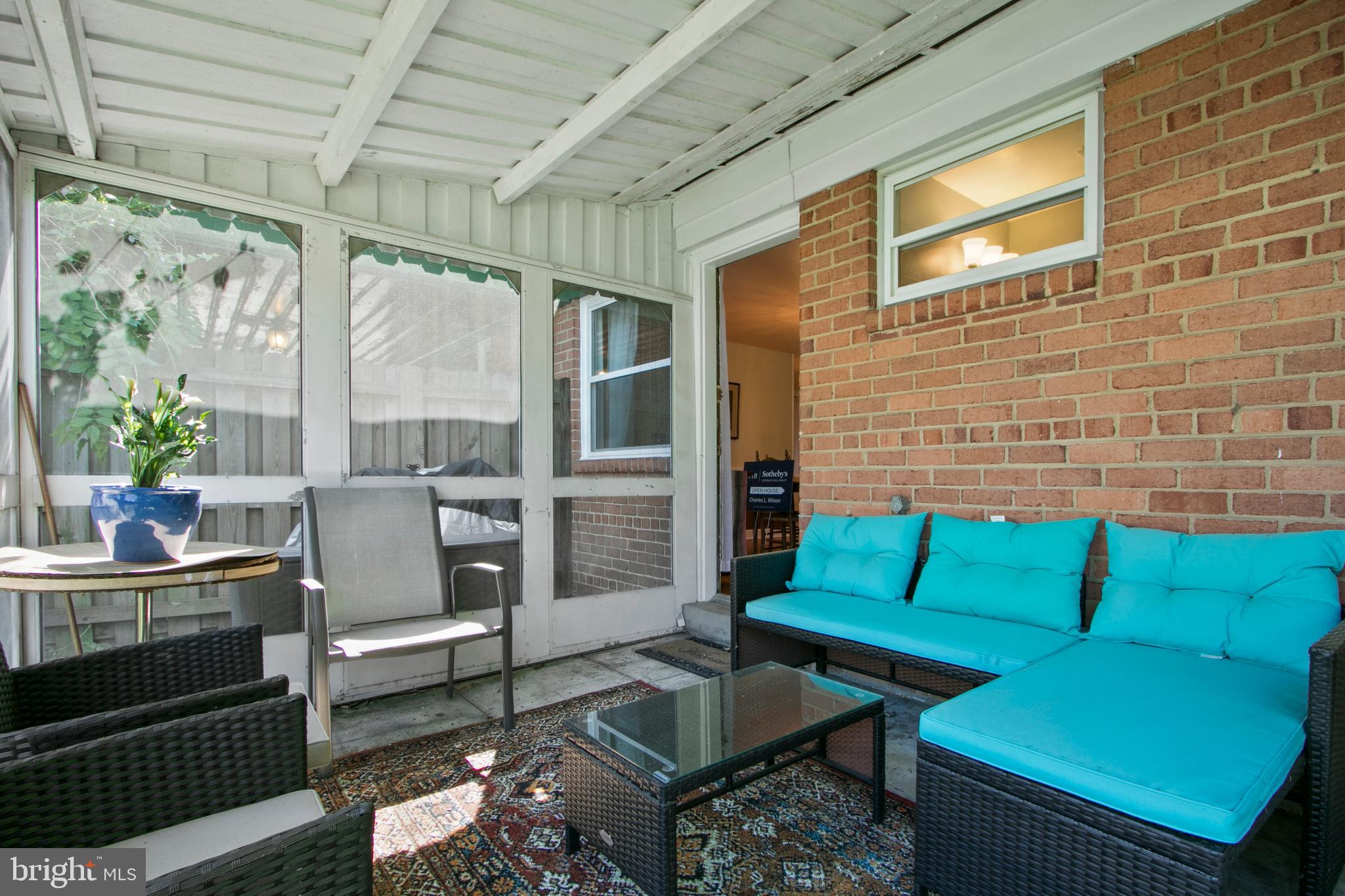 1207 BALLARD STREET