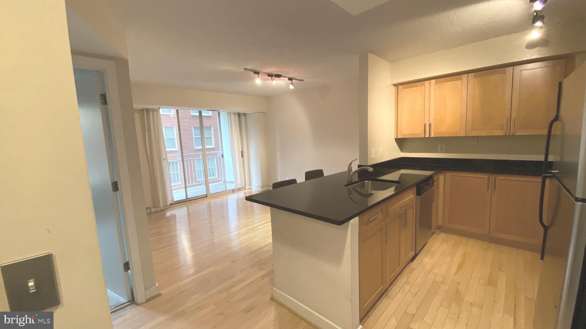 7500 WOODMONT AVENUE S404