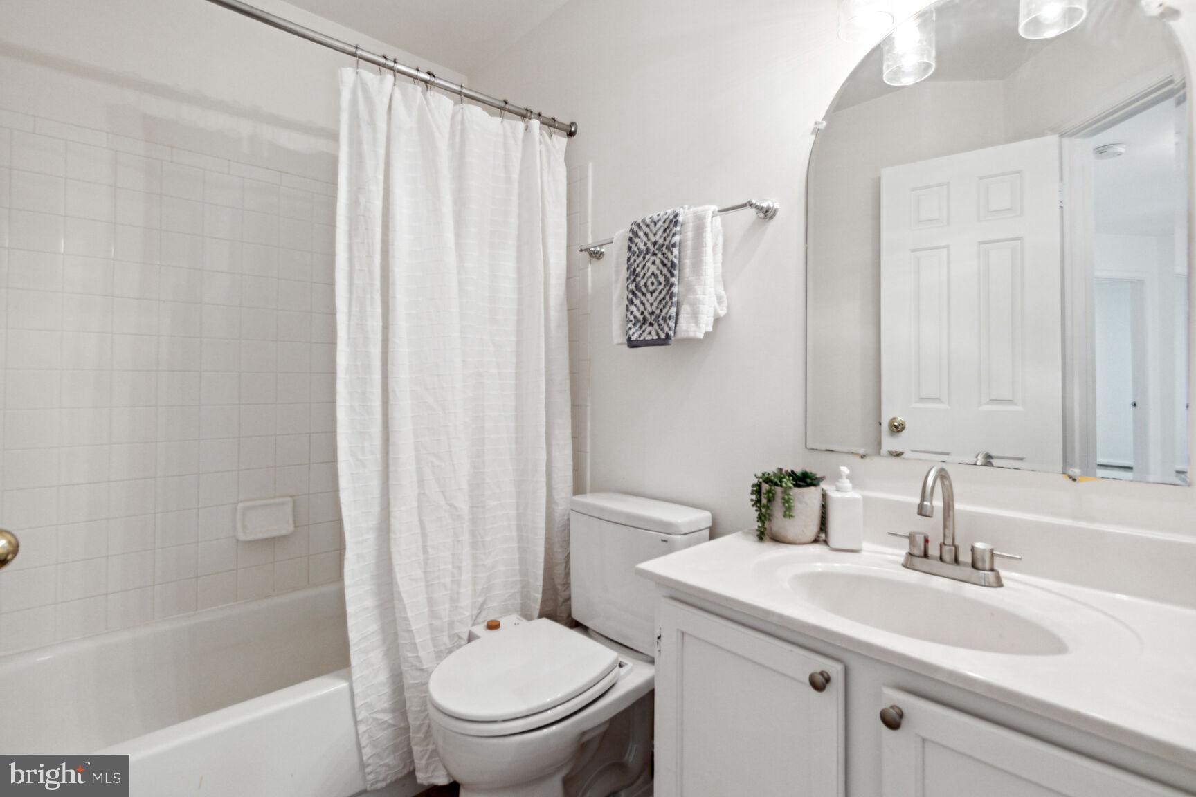 11425 CATALINA TERRACE