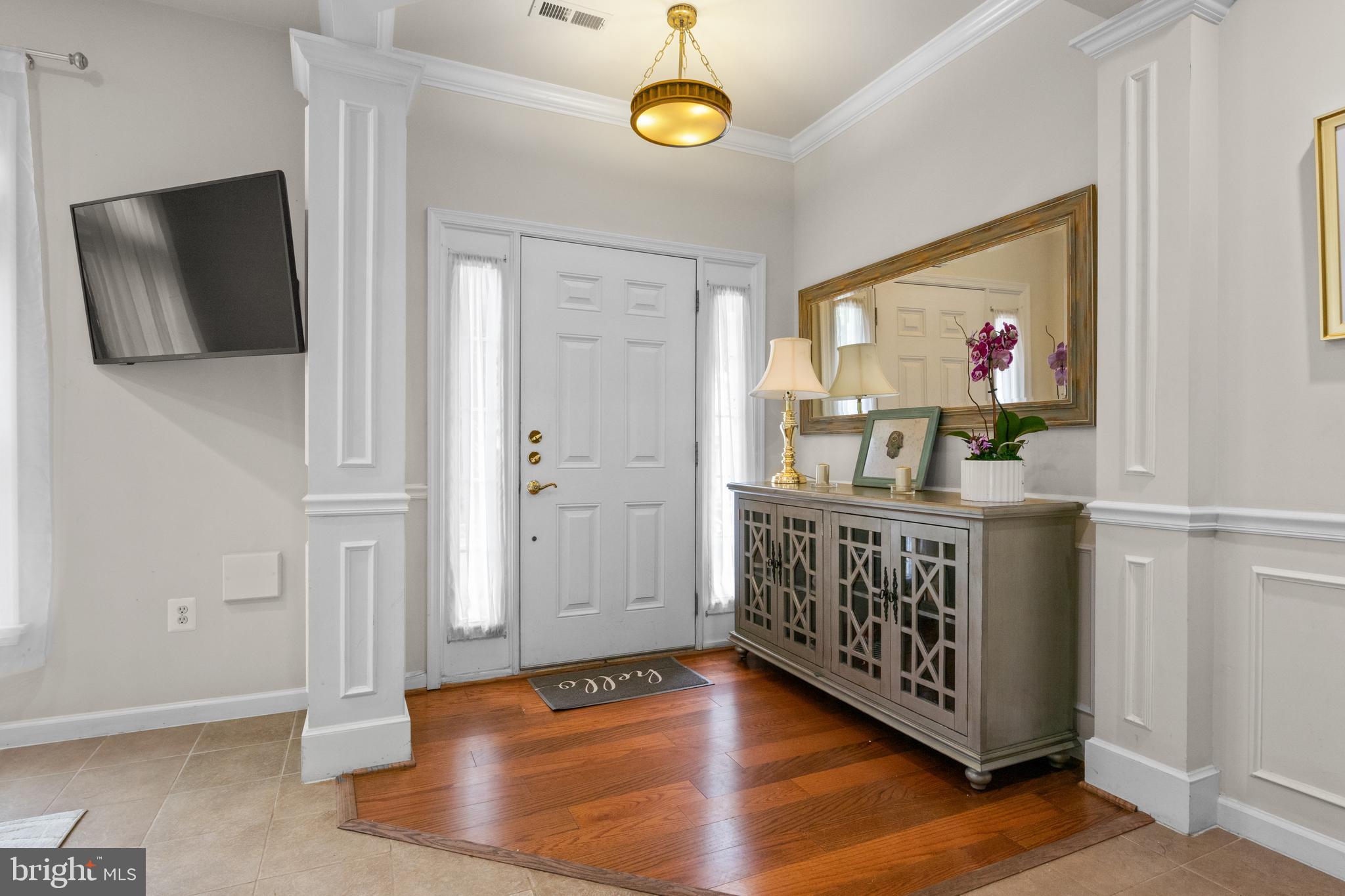 2112 CLARK PLACE