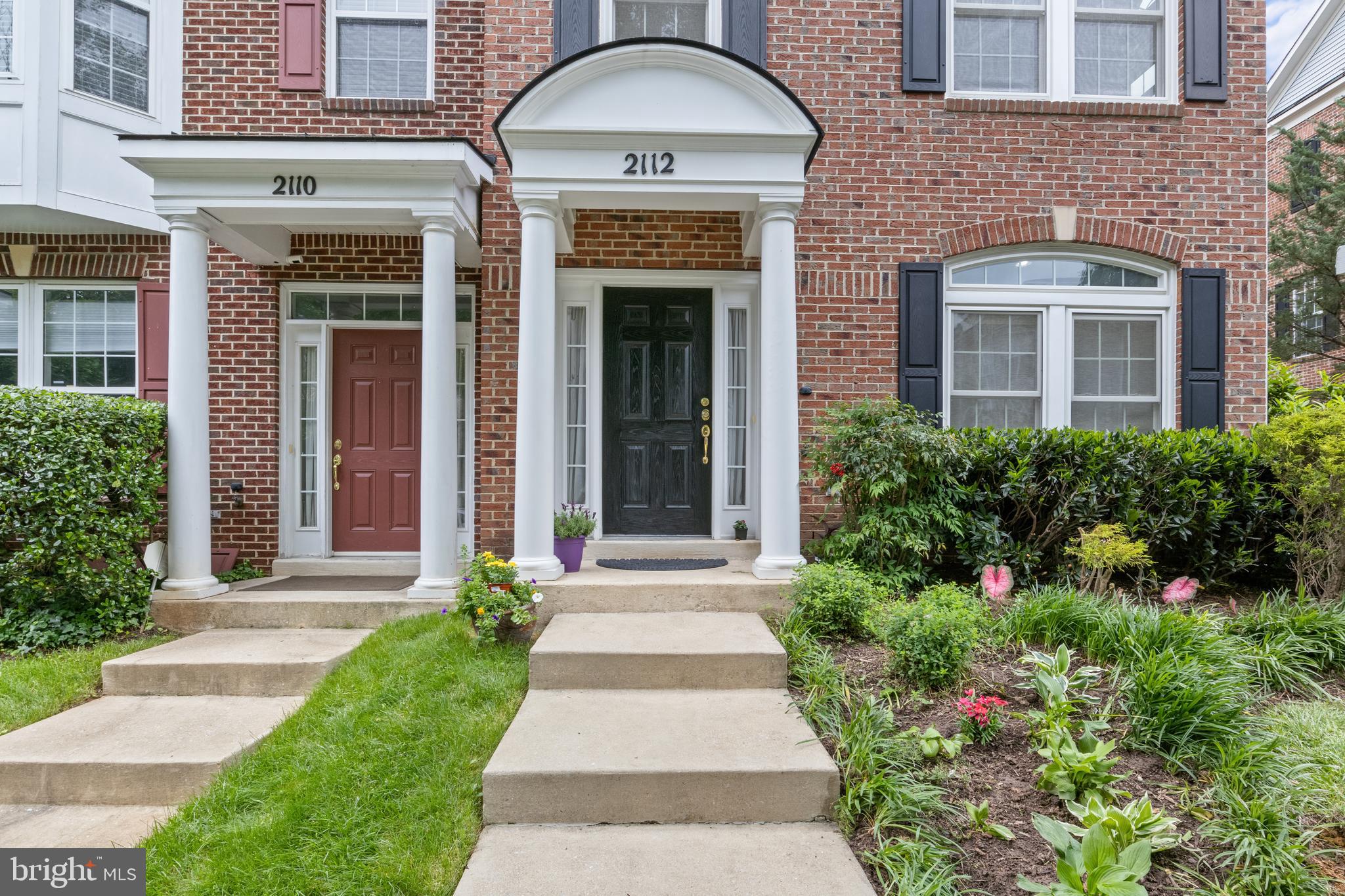2112 CLARK PLACE