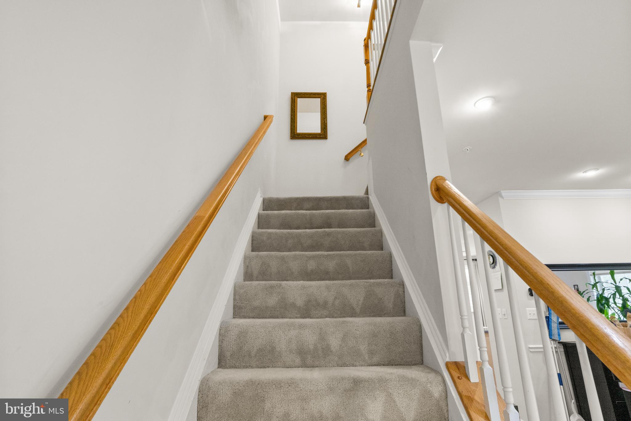 2112 CLARK PLACE