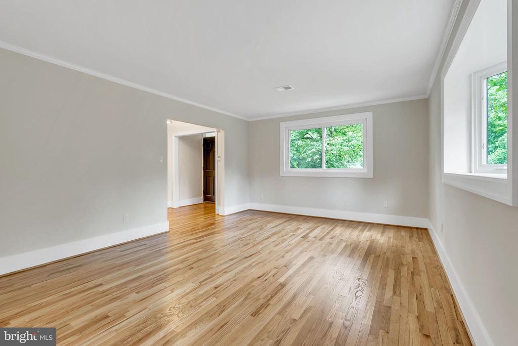 10911 CHANDLER ROAD