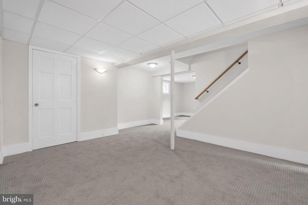 10911 CHANDLER ROAD