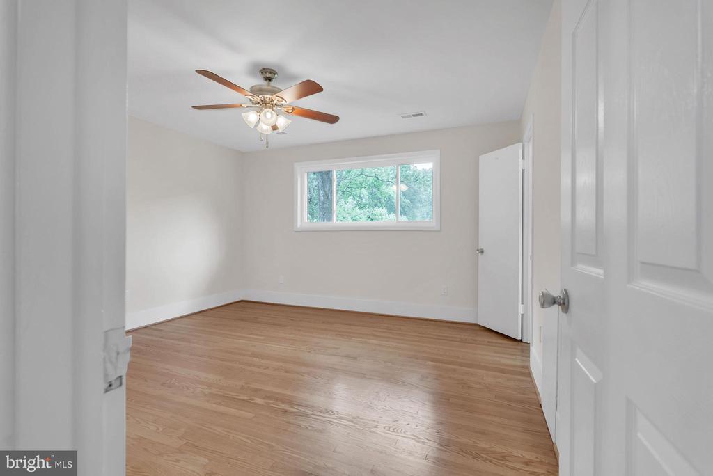10911 CHANDLER ROAD