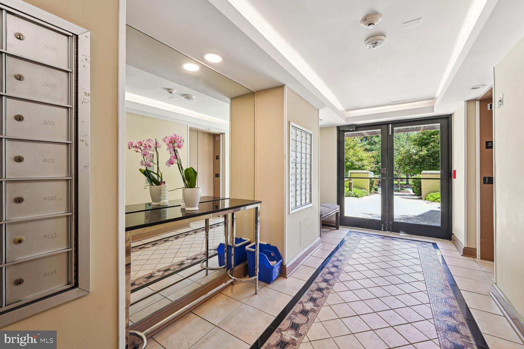6060 CALIFORNIA CIRCLE 409