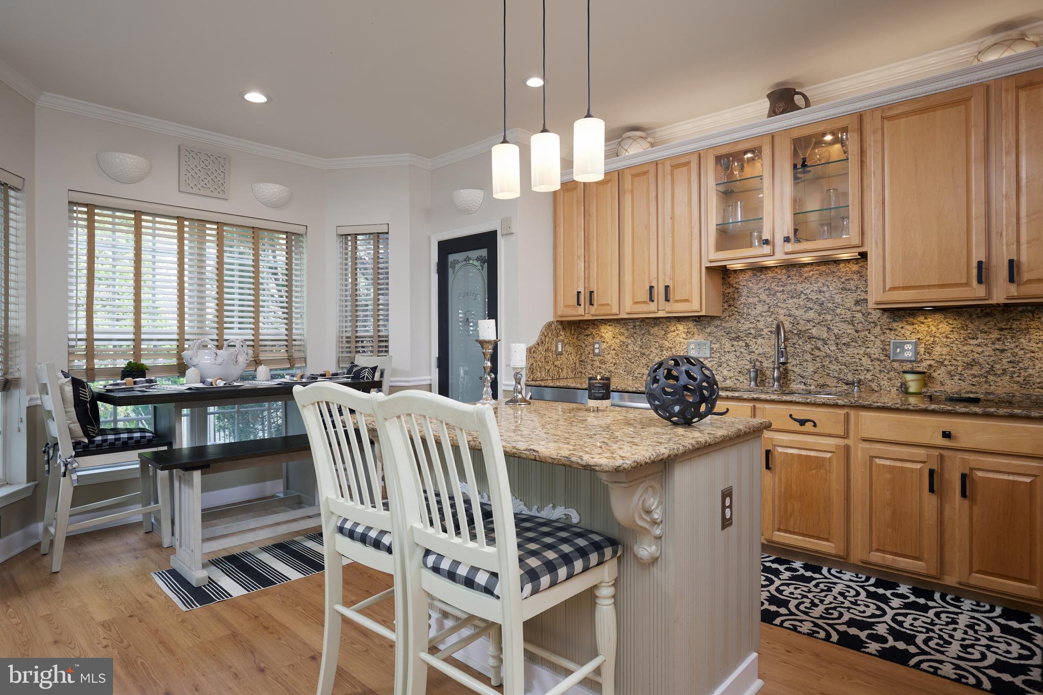 620 HIGHLAND RIDGE AVENUE