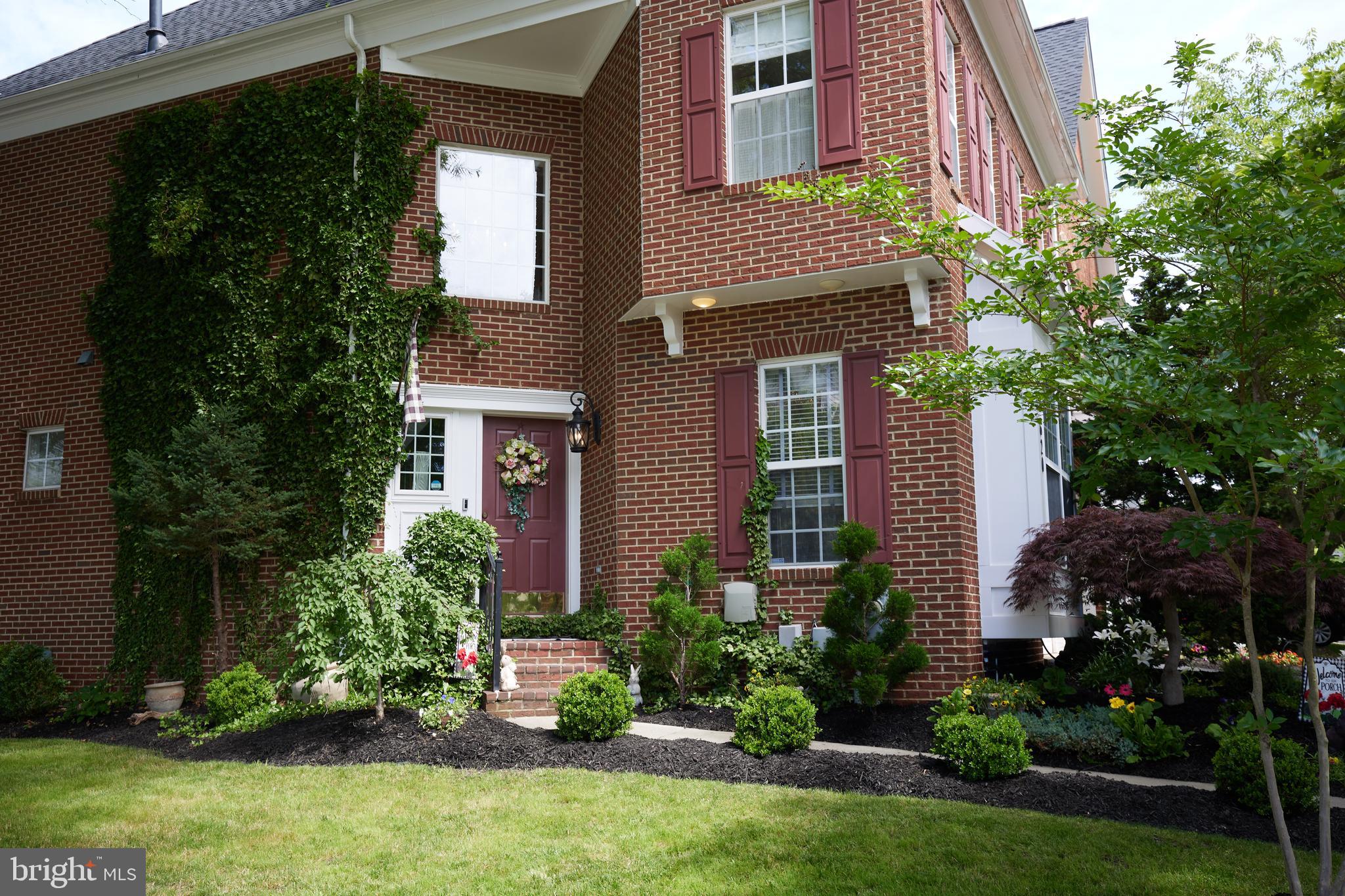 620 HIGHLAND RIDGE AVENUE