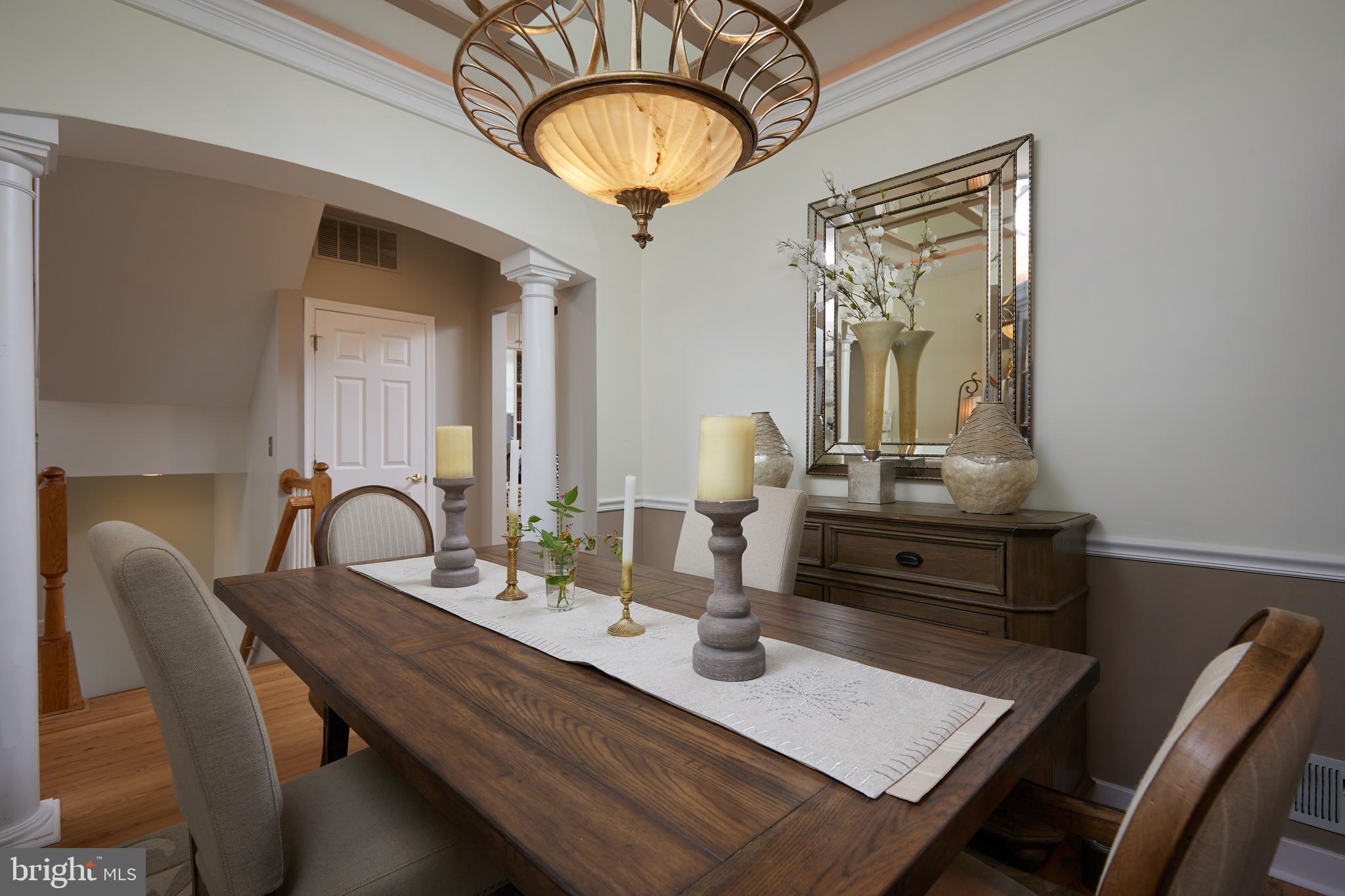 620 HIGHLAND RIDGE AVENUE