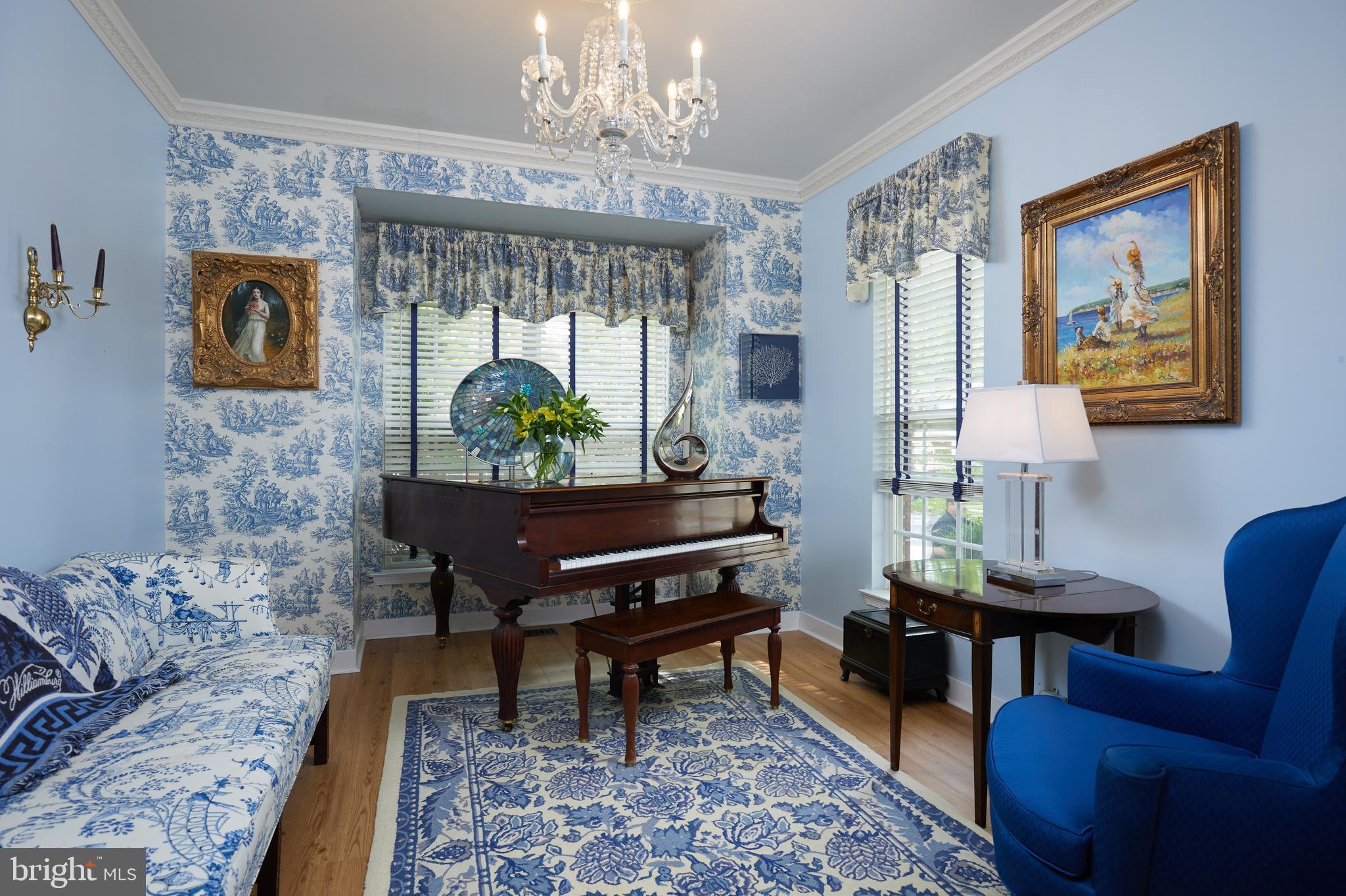 620 HIGHLAND RIDGE AVENUE