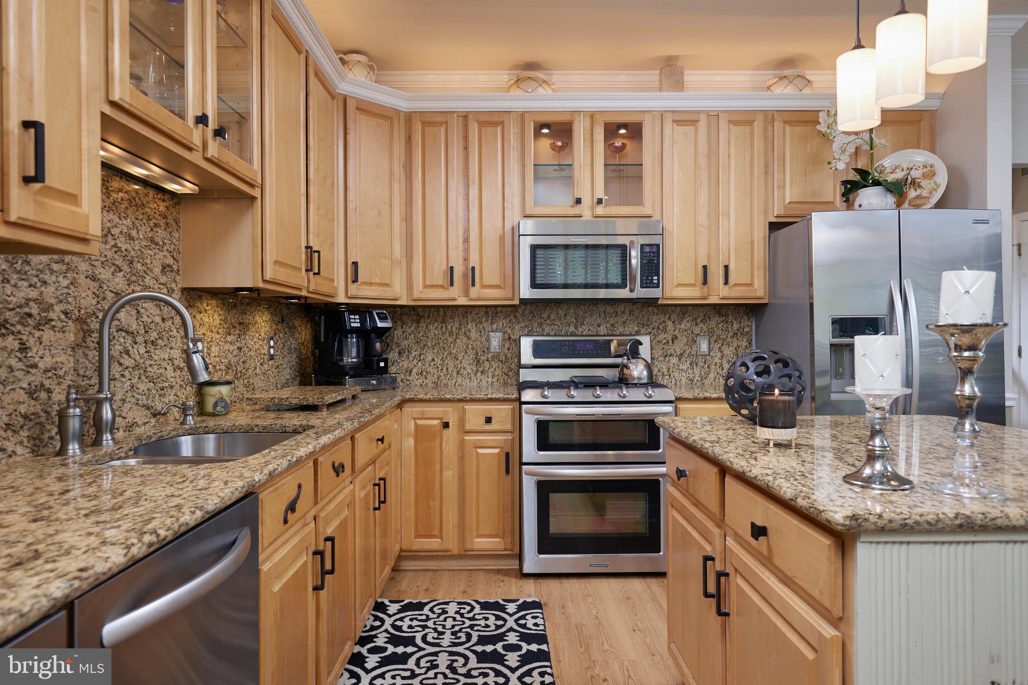 620 HIGHLAND RIDGE AVENUE