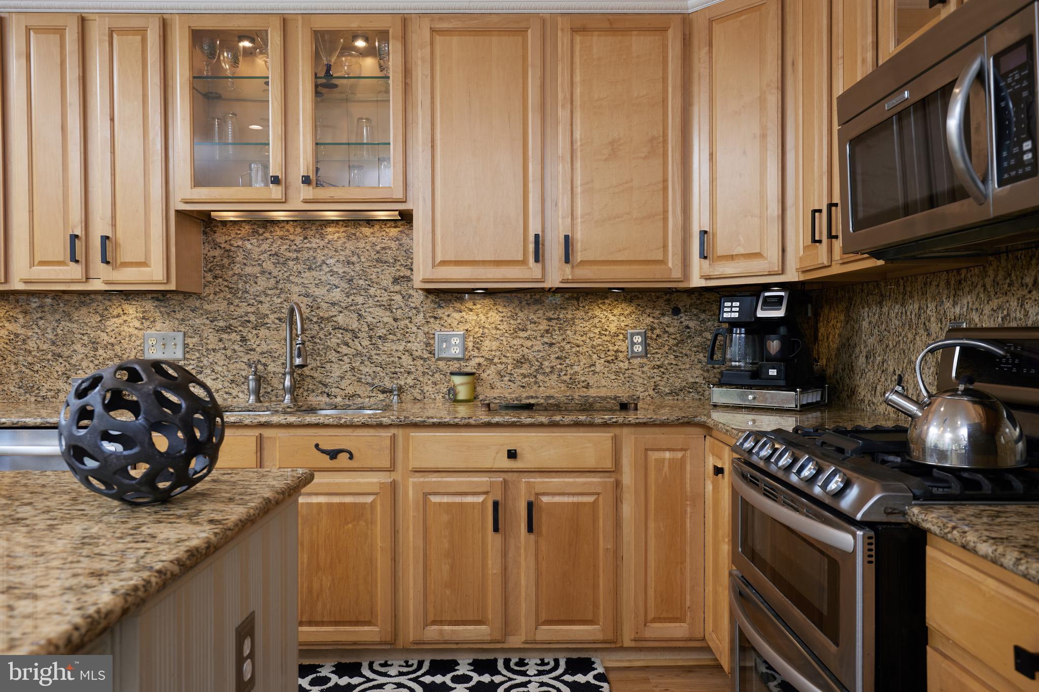 620 HIGHLAND RIDGE AVENUE