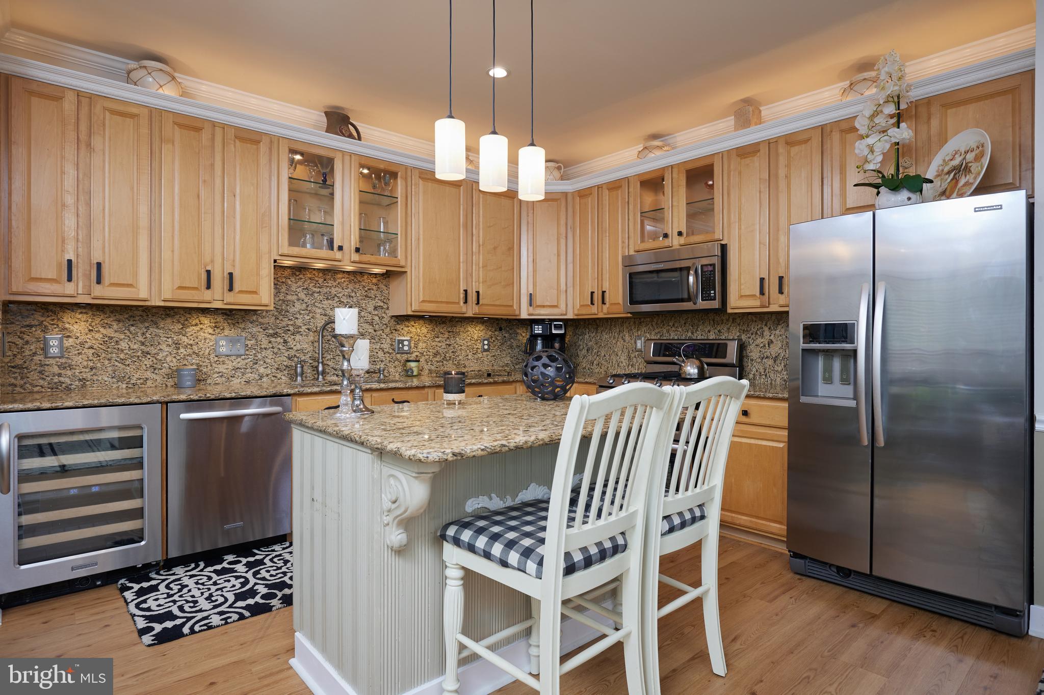 620 HIGHLAND RIDGE AVENUE