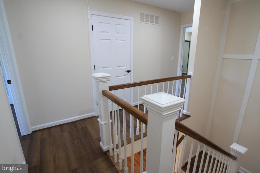 3256 GLENEAGLES DRIVE 104-E