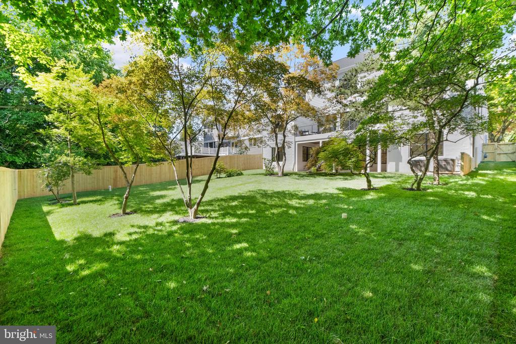 9708 PARKWOOD DRIVE
