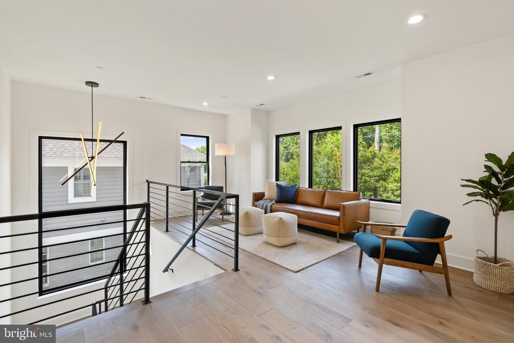 9708 PARKWOOD DRIVE