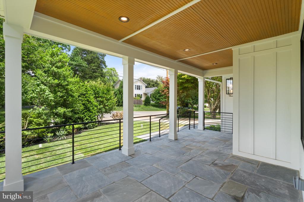 9708 PARKWOOD DRIVE