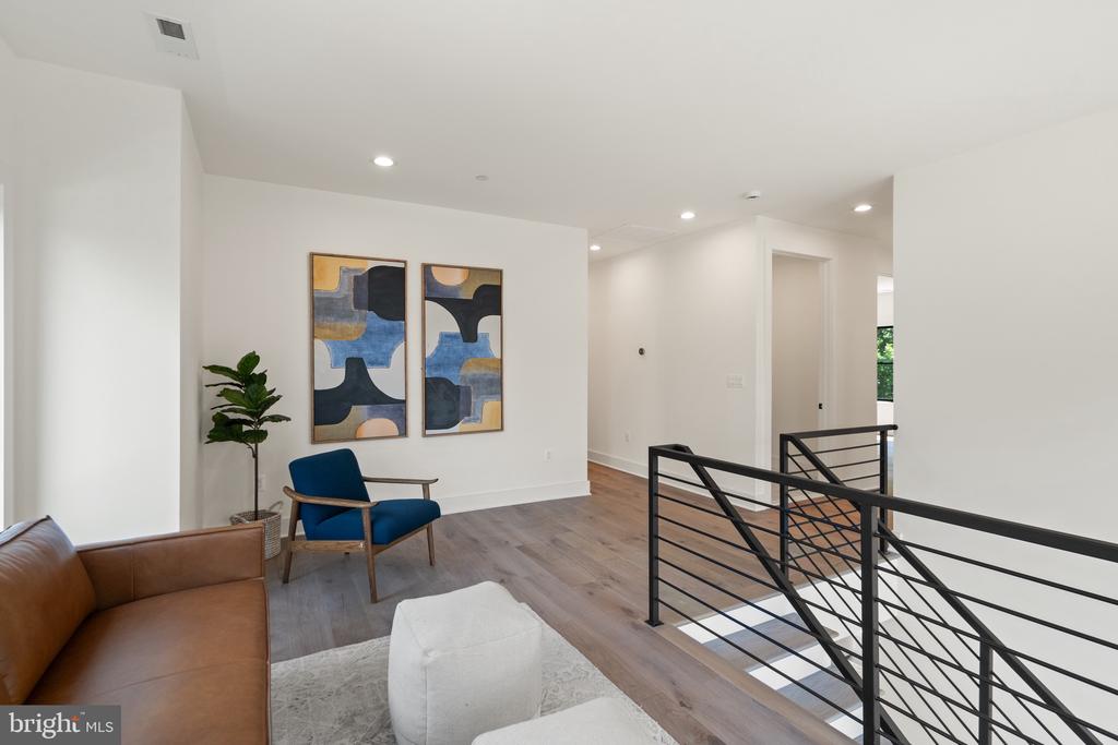 9708 PARKWOOD DRIVE