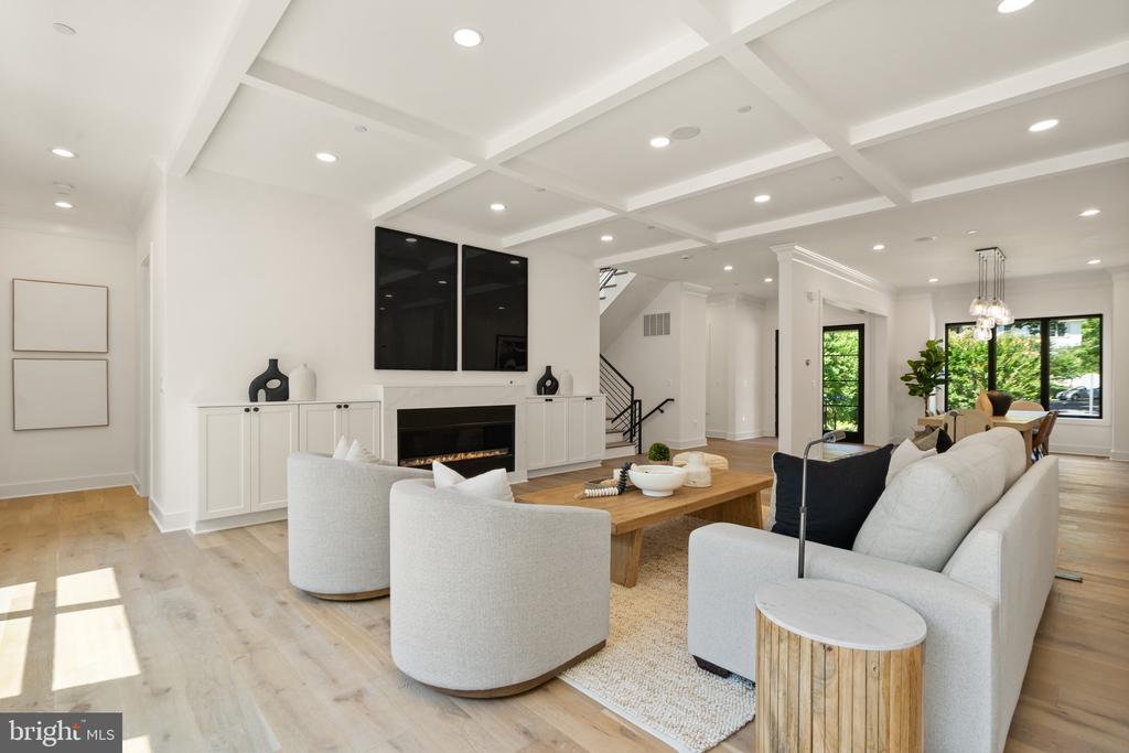 9708 PARKWOOD DRIVE