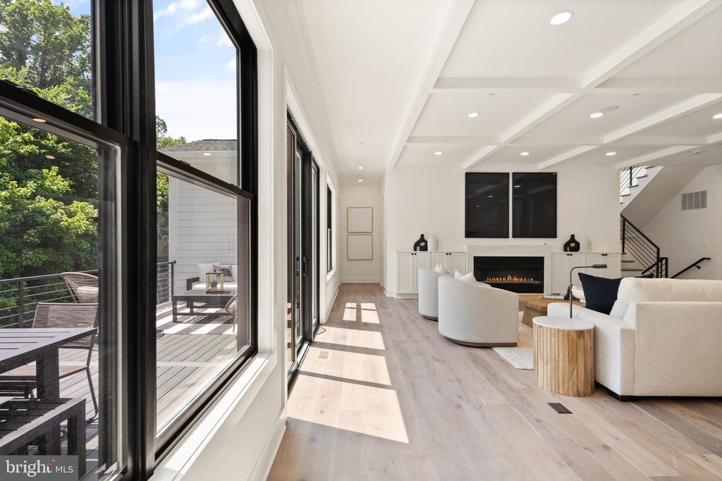 9708 PARKWOOD DRIVE