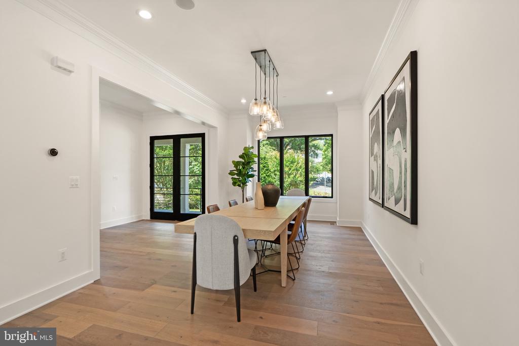 9708 PARKWOOD DRIVE