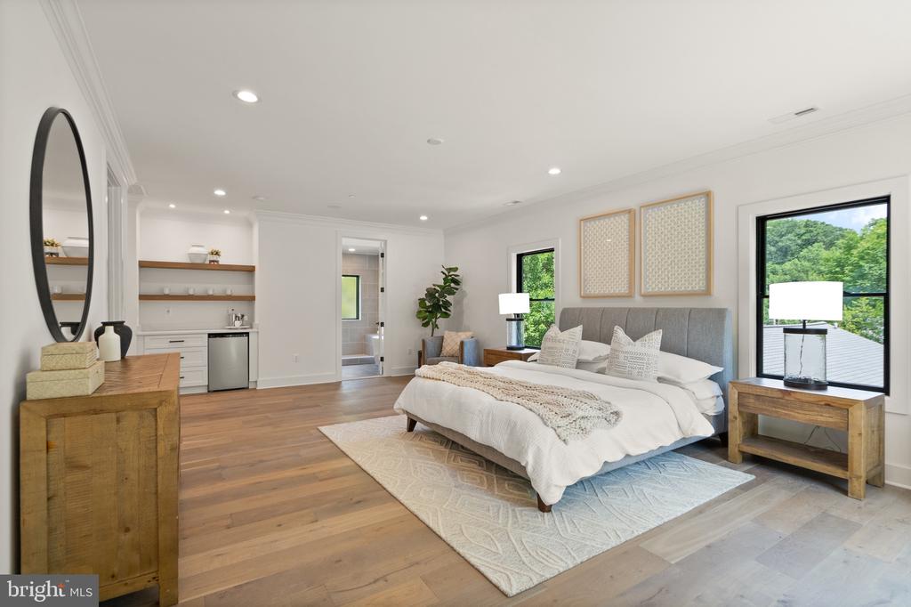 9708 PARKWOOD DRIVE