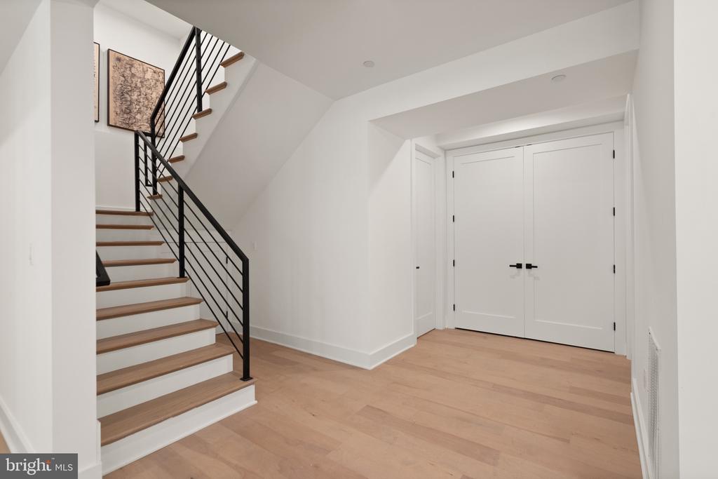 9708 PARKWOOD DRIVE