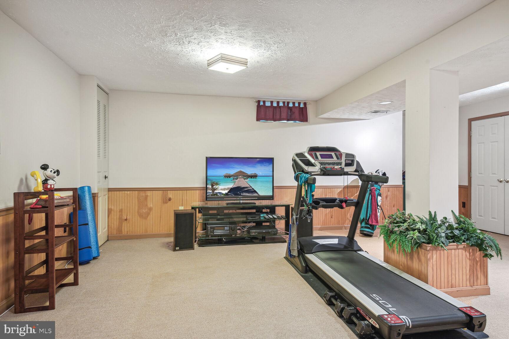 19316 RIDGECREST DRIVE