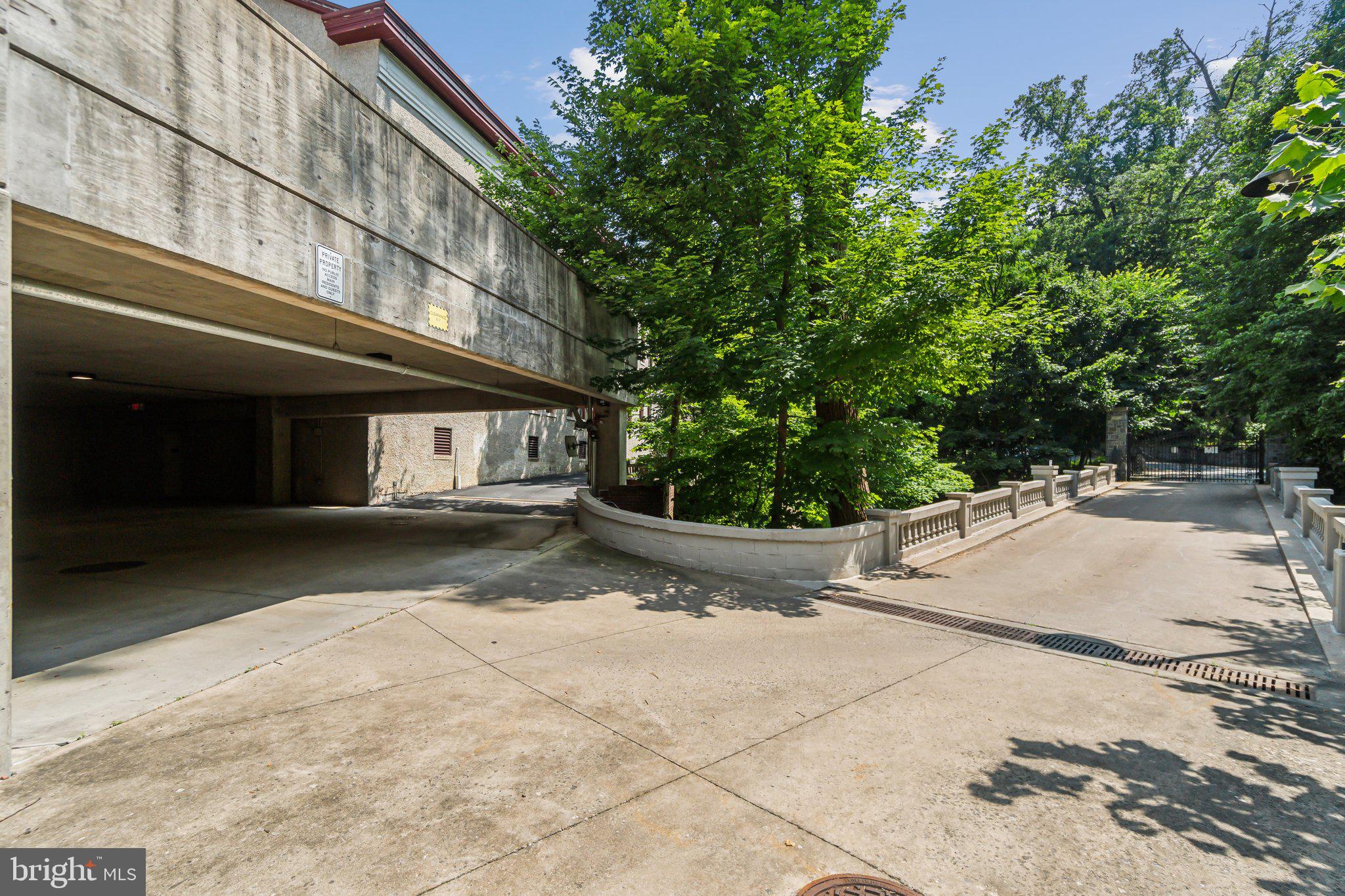 9610 DEWITT DRIVE B414