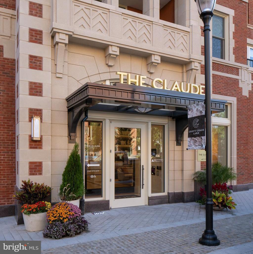 3820 CHAPLIN PLACE C-1111 /VARIES