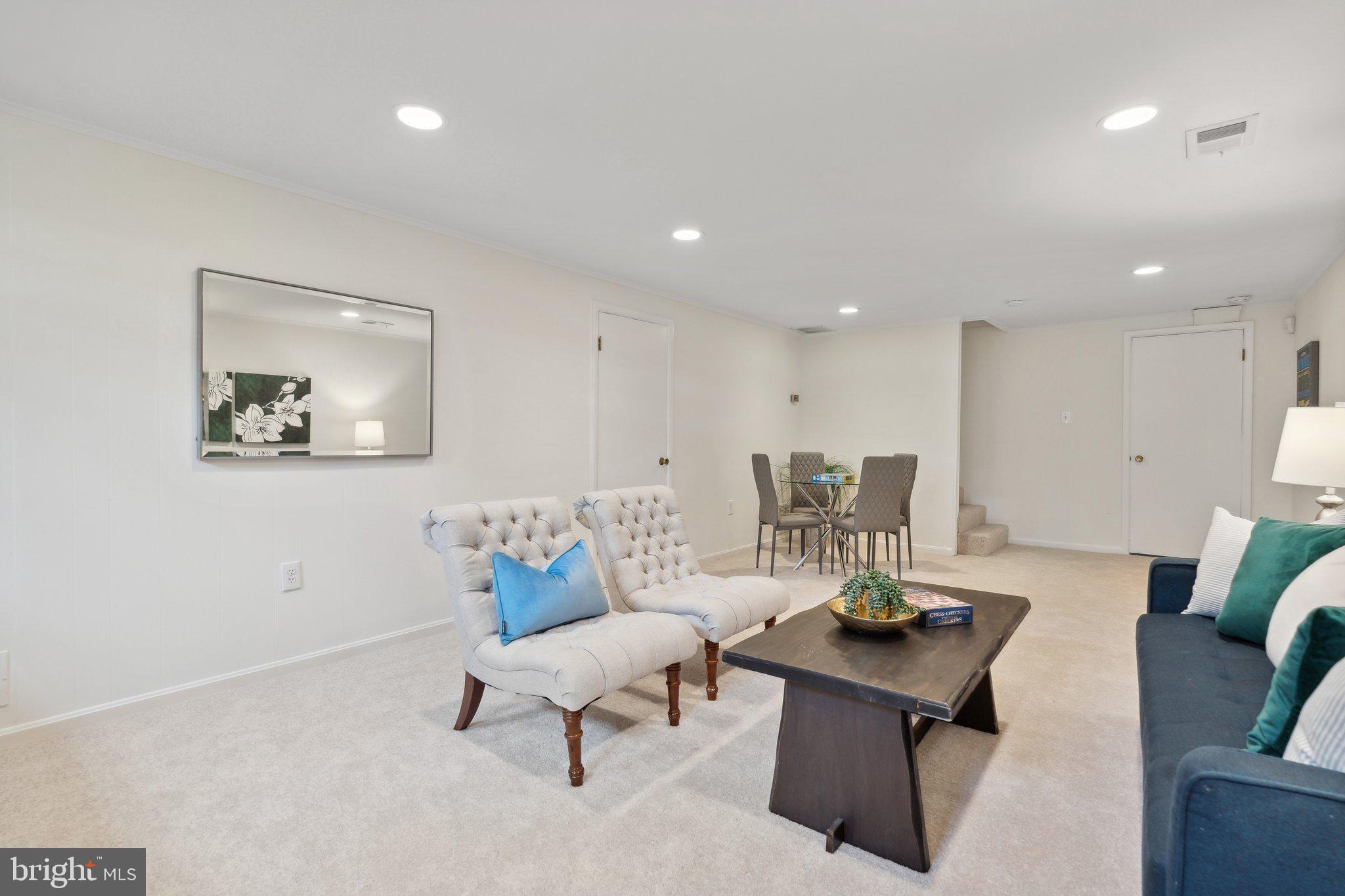 8106 WOODHAVEN BOULEVARD