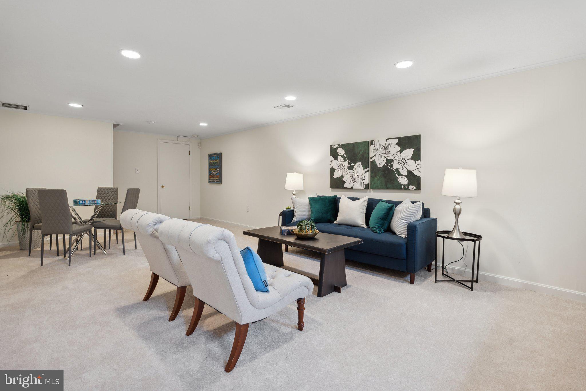 8106 WOODHAVEN BOULEVARD