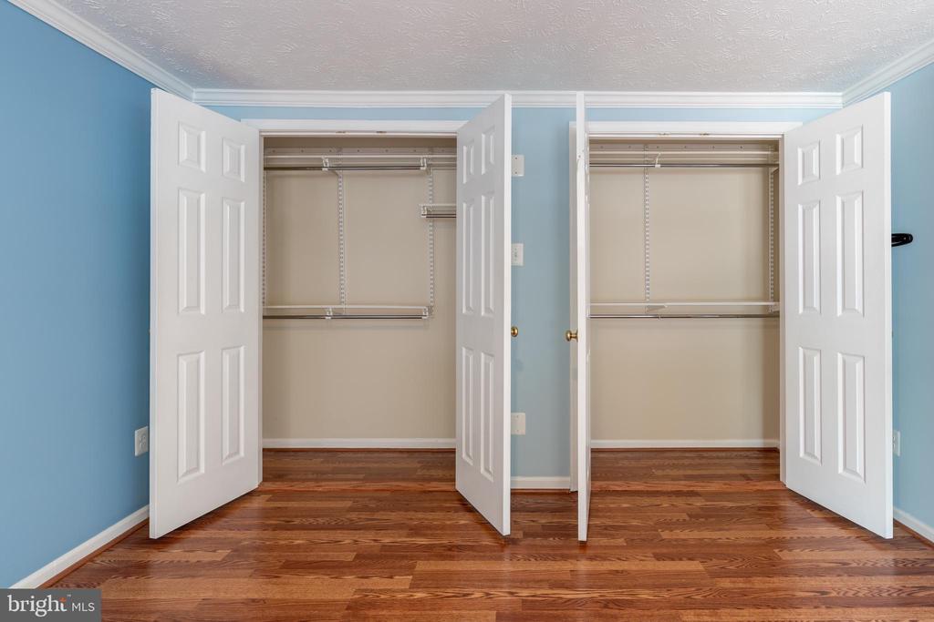 303 PALMSPRING DRIVE 5