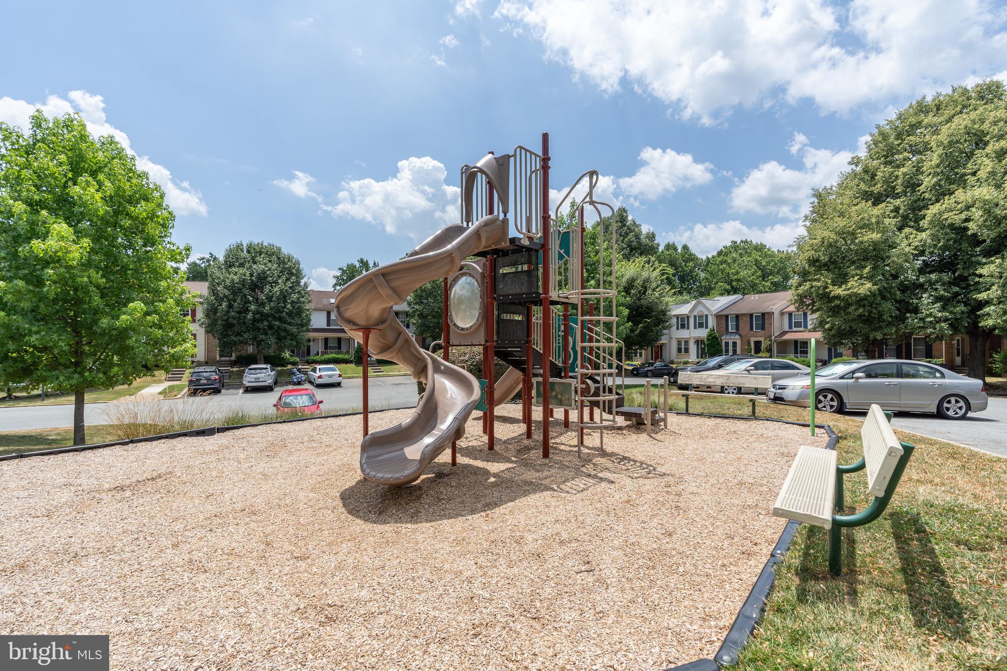 303 PALMSPRING DRIVE 5