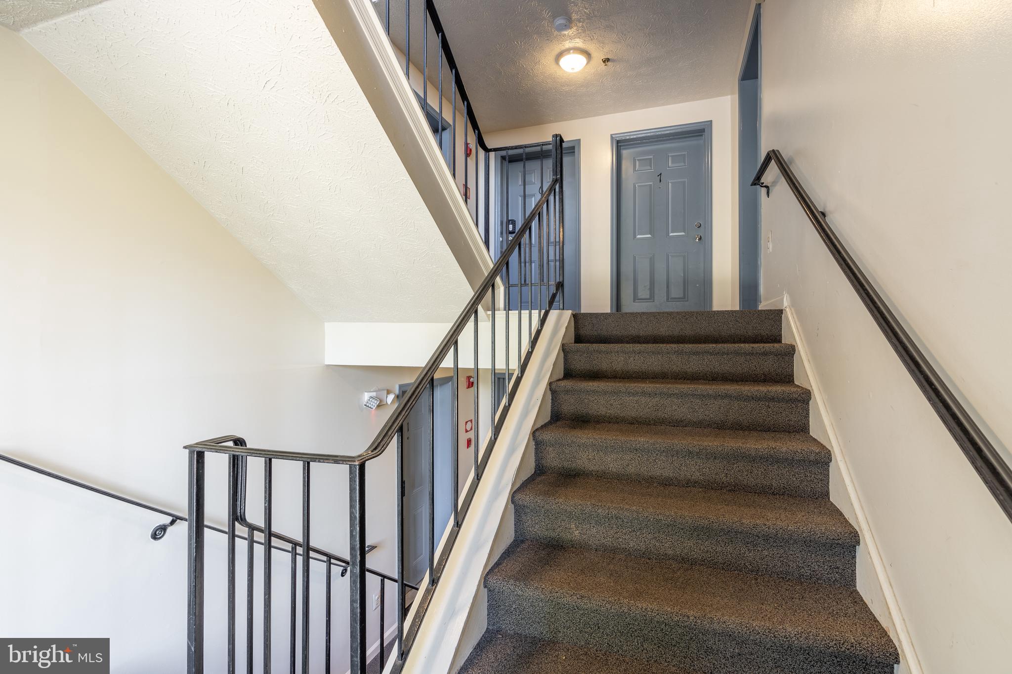 303 PALMSPRING DRIVE 5