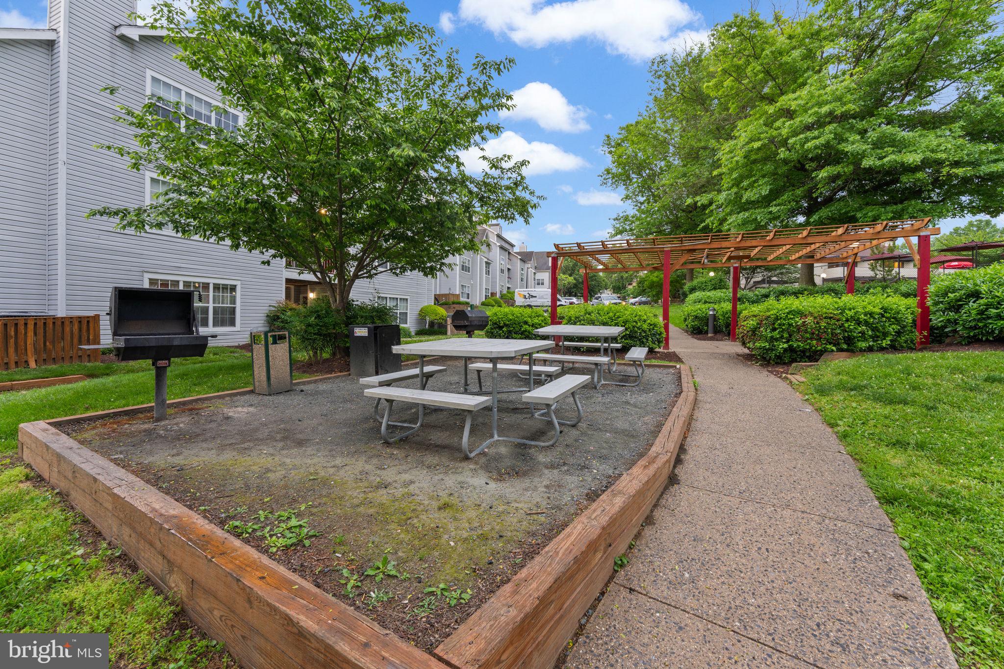 9800 LEATHERFERN TERRACE 201-249