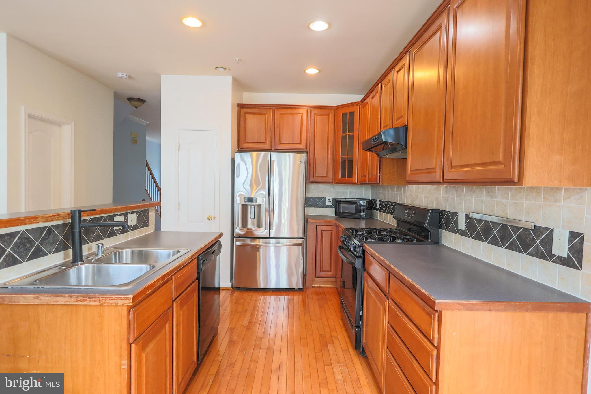 9833 DARCY FOREST DRIVE