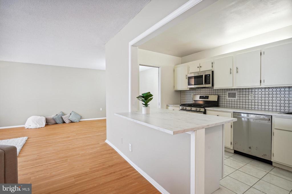 5500 FRIENDSHIP BOULEVARD 1814N