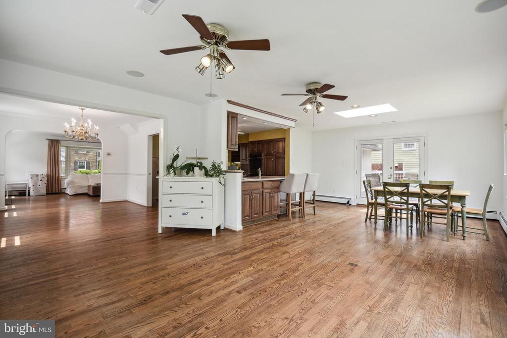 8303 THOREAU DRIVE