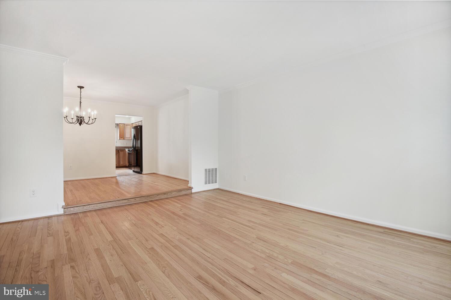 11063 CEDARWOOD DRIVE