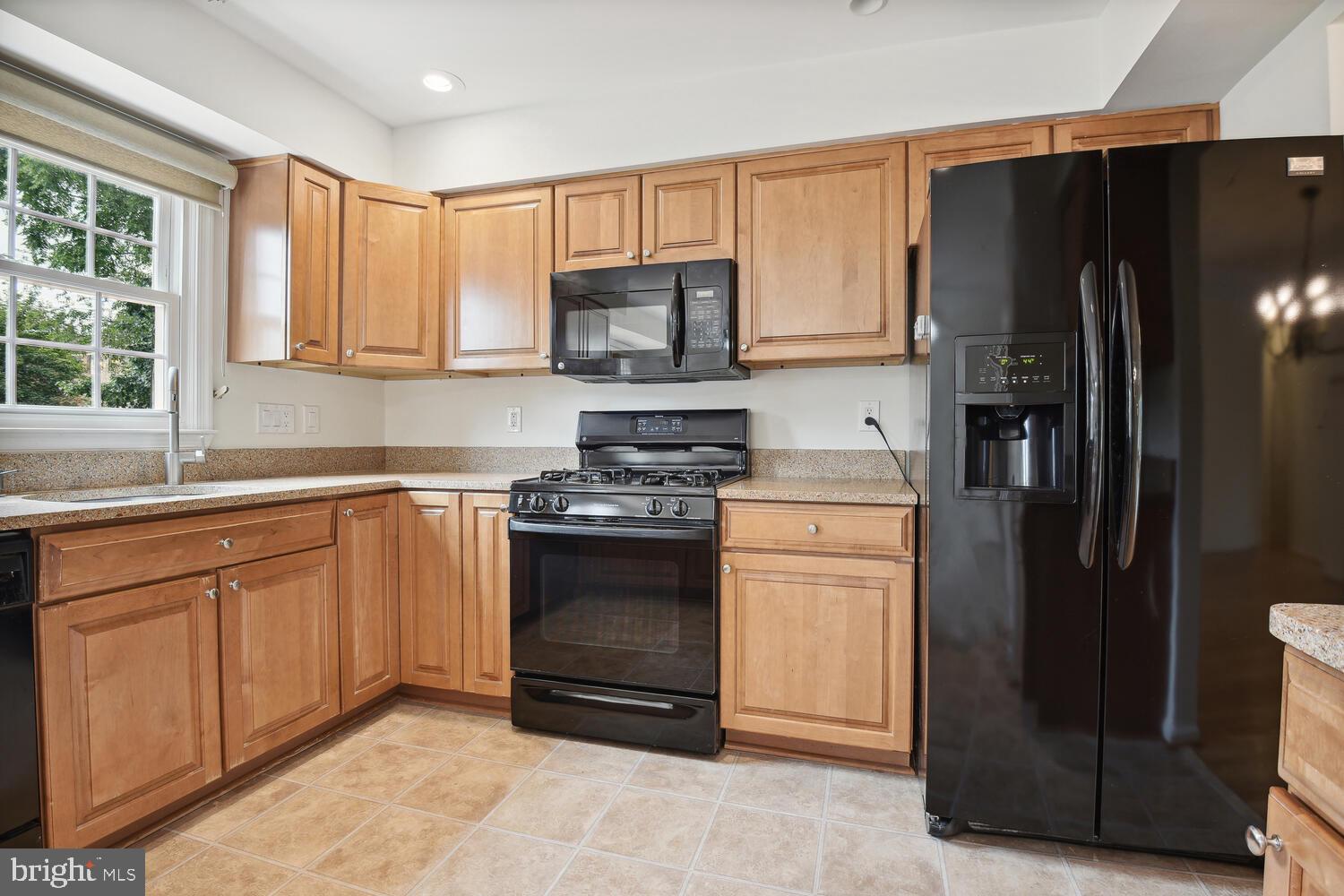 11063 CEDARWOOD DRIVE