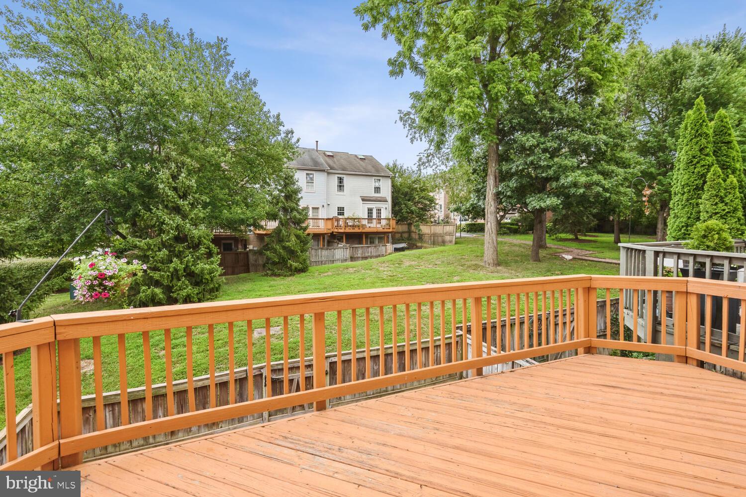 11063 CEDARWOOD DRIVE